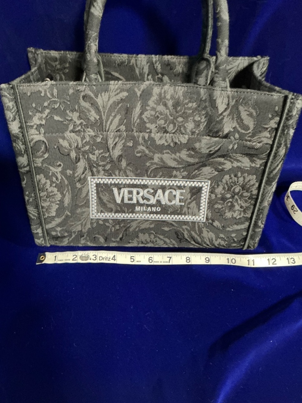 NEW Versace Small Tote Embroidery Jacquard Barocco Black original $1595 - Picture 9 of 11